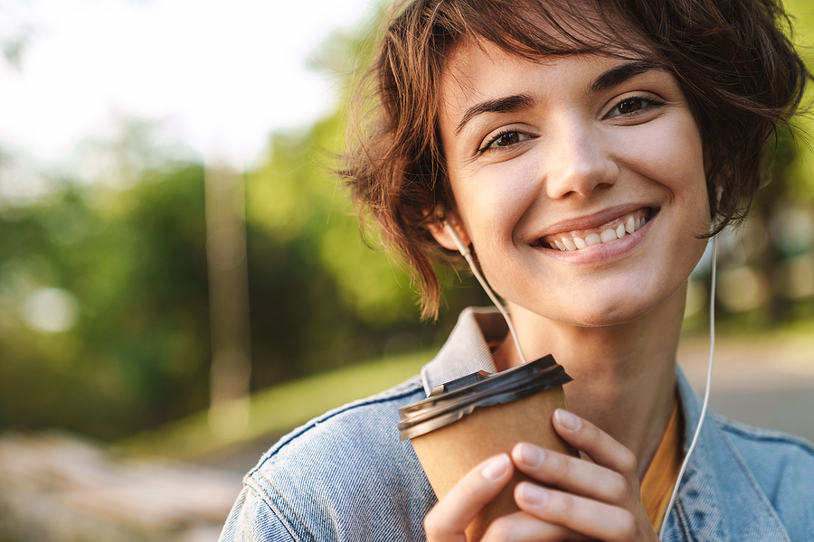 Restoring Confidence: How Dental Implants Improve Chewing and Speech